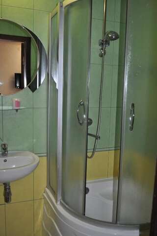 Апартаменты Apartment on Oleksandra Polia Avenue 110 Днепр Номер-студио-15